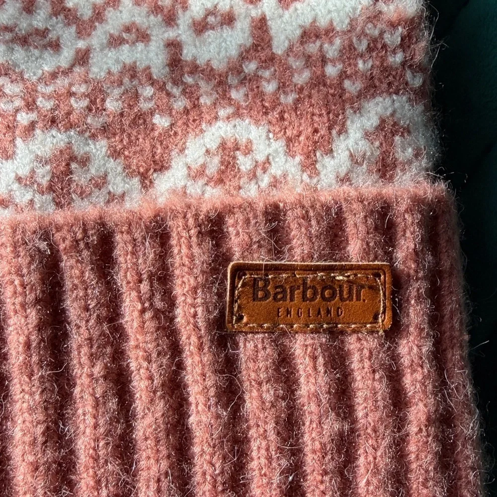 Barbour girls Pink Knit Pom-Pom Hat NWOT fair isle alpine